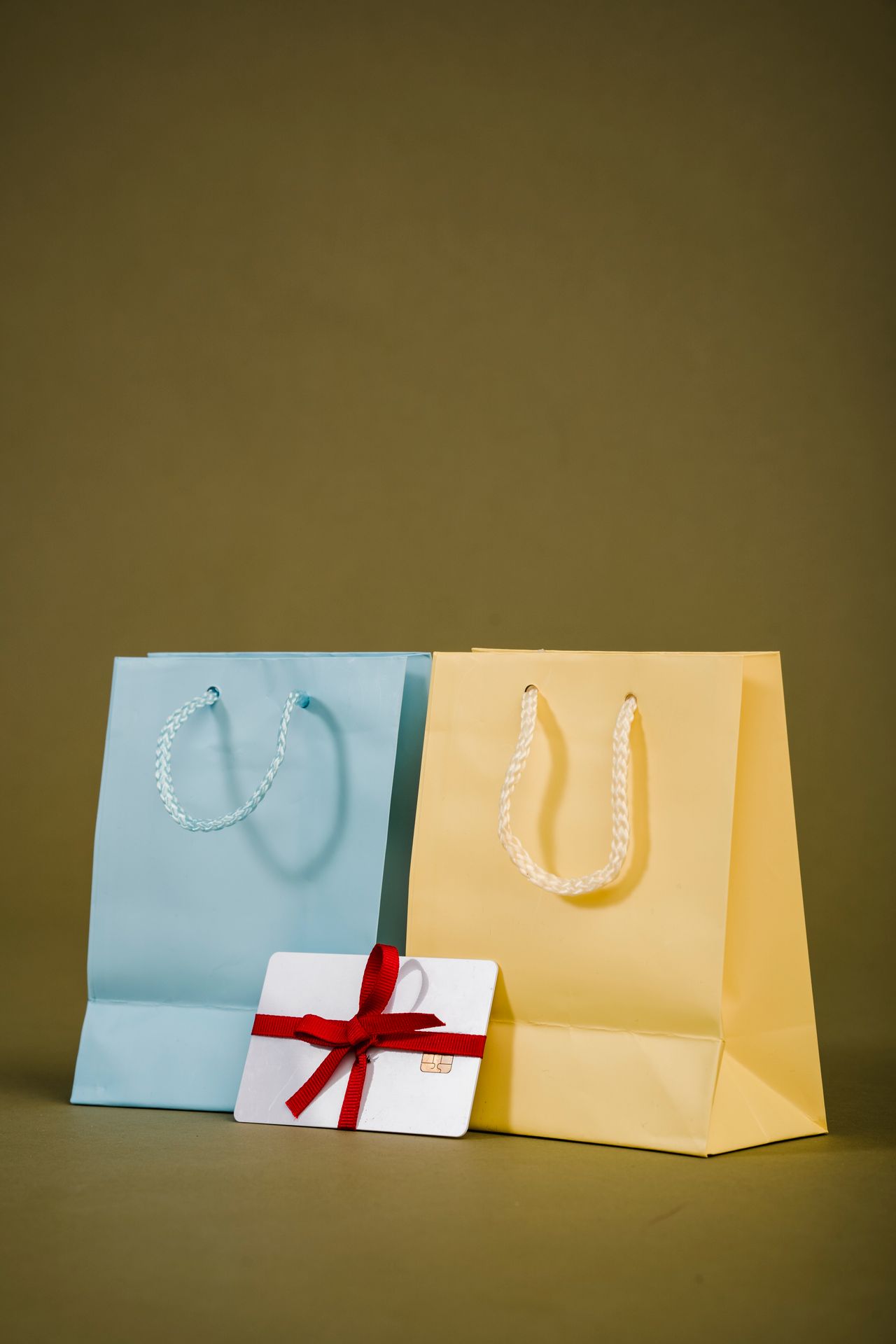 Carte cadeau et sacs shopping pour un commerce de détail